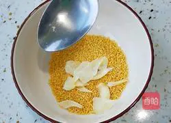 Illustration of how to make yam and millet porridge 1