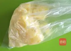 Illustration of how to make Japanese rice balls 4