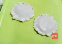 Illustration of how to make spiced mutton box 9