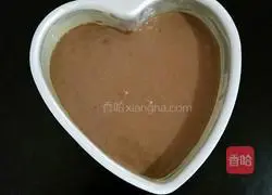 Illustration of how to make cocoa sesame milk cake 9