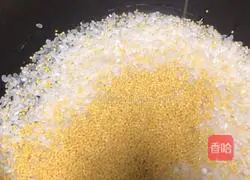 Illustration of how to make millet and meat porridge for infant complementary food 1