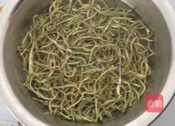 Illustration of chicken stewed sweet potato pot stickers 2