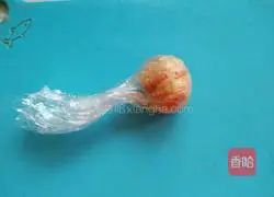 Illustration of how to make meat floss and ham rice balls 6