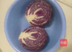 Illustration of how to make cabbage sweet rice balls 1