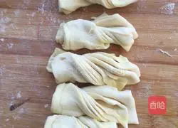 Cornmeal Roll Recipe Illustration 4