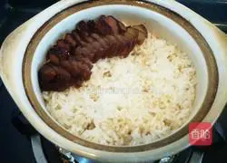 Illustration of the Recipe of Claypot Rice with Cured Meat and Sichuan Curry Rice with Cured Pork 6