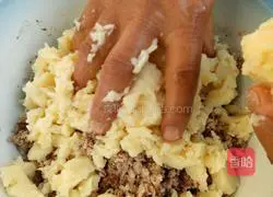 Illustration of making rice noodles 5