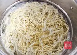 Illustration of spicy cold noodles 4