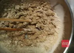 Illustration of how to make corn flour and sweet potato flour steamed buns 6