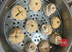 Illustration of how to make pumpkin pattern hair cake 5