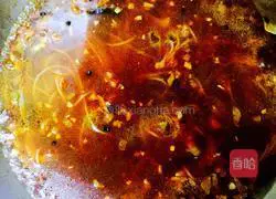 Illustration of how to make spicy and sour rice noodles 16