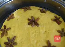 Illustration of how to make pumpkin hair cake 4