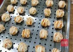 Chili Flower Roll Illustration of how to do it 5