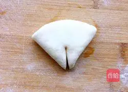 Illustration of how to make pig's trotters rolls 13