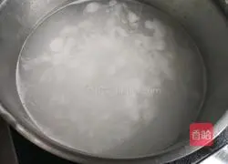 Illustration of how to make beef and vegetable porridge 3