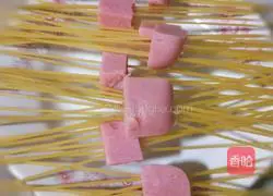 Illustration of how to make family black pepper pasta 2