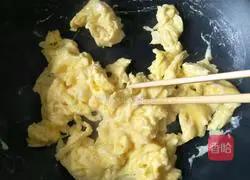 Illustration of how to make spinach noodles and leek box 7