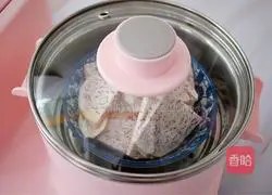 Illustration of how to make purple sweet potato and taro yogurt box 7