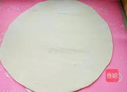 Illustration of how to make scallion rolls 10