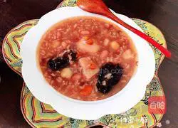 Illustration of how to make taro eight-treasure porridge (five reds to nourish blood) 8