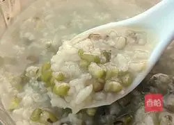 Illustration of how to make rice and mung bean porridge 8