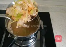 Illustration of how to make seafood rice noodles 3