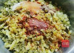 Illustration of how to make pickled cabbage box 3