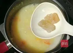 Illustration of how to make papaya and millet porridge 10