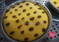 Illustration of how to make pumpkin hair cake 8