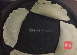 Illustration of how to make crispy chive box 8