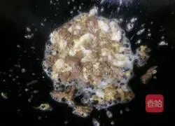 Illustration of how to make fried rice noodles 6