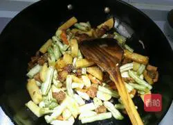 Potato and kidney bean braised noodles recipe 5