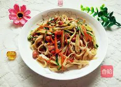 Illustration of how to make saliva cold noodles 11