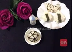 Illustration of how to make football rice balls 5