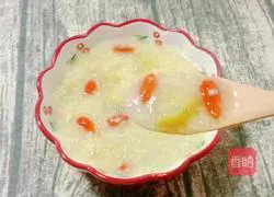 Illustration of how to make millet, white fungus and apple porridge 13