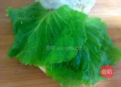 Illustration of how to make shrimp burgers 8