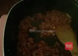 Illustration of the simplest recipe for pasta with meat sauce 7