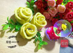 Pumpkin Illustration of how to make rose rolls 12