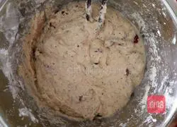 Illustration of how to make bean dregs and brown sugar cake 5