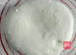 Illustration of how to make leek, egg and shrimp skin stuffing box 4