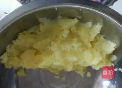 Cheese and Potato Baked Rice Recipe Illustration 7