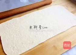 Illustration of how to make sweet bean noodle rolls 7