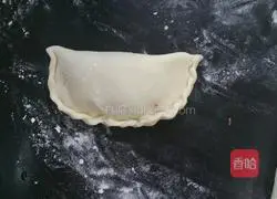 Illustration of how to make green onion and beef box 11