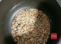 Illustration of how to make quinoa, scallop and seasonal vegetable porridge 6