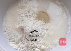 Illustration of how to make rose rolls 1