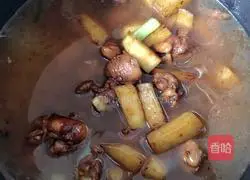 Illustration of how to make potato and chicken braised rice 5