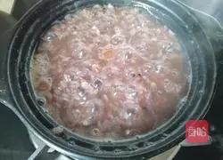 Illustration of how to make longan multigrain porridge 5