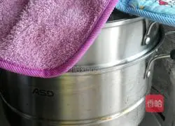 Cornmeal Roll Recipe Illustration 12