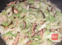 Illustration of how to make chicken spring rolls 4