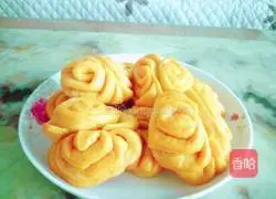 Illustration of how to make pumpkin rolls 15